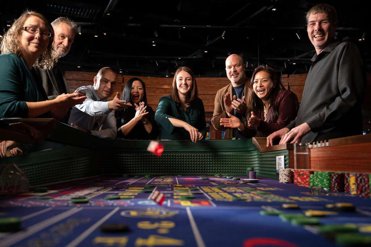 Customers cheering on player ©robert lowdon