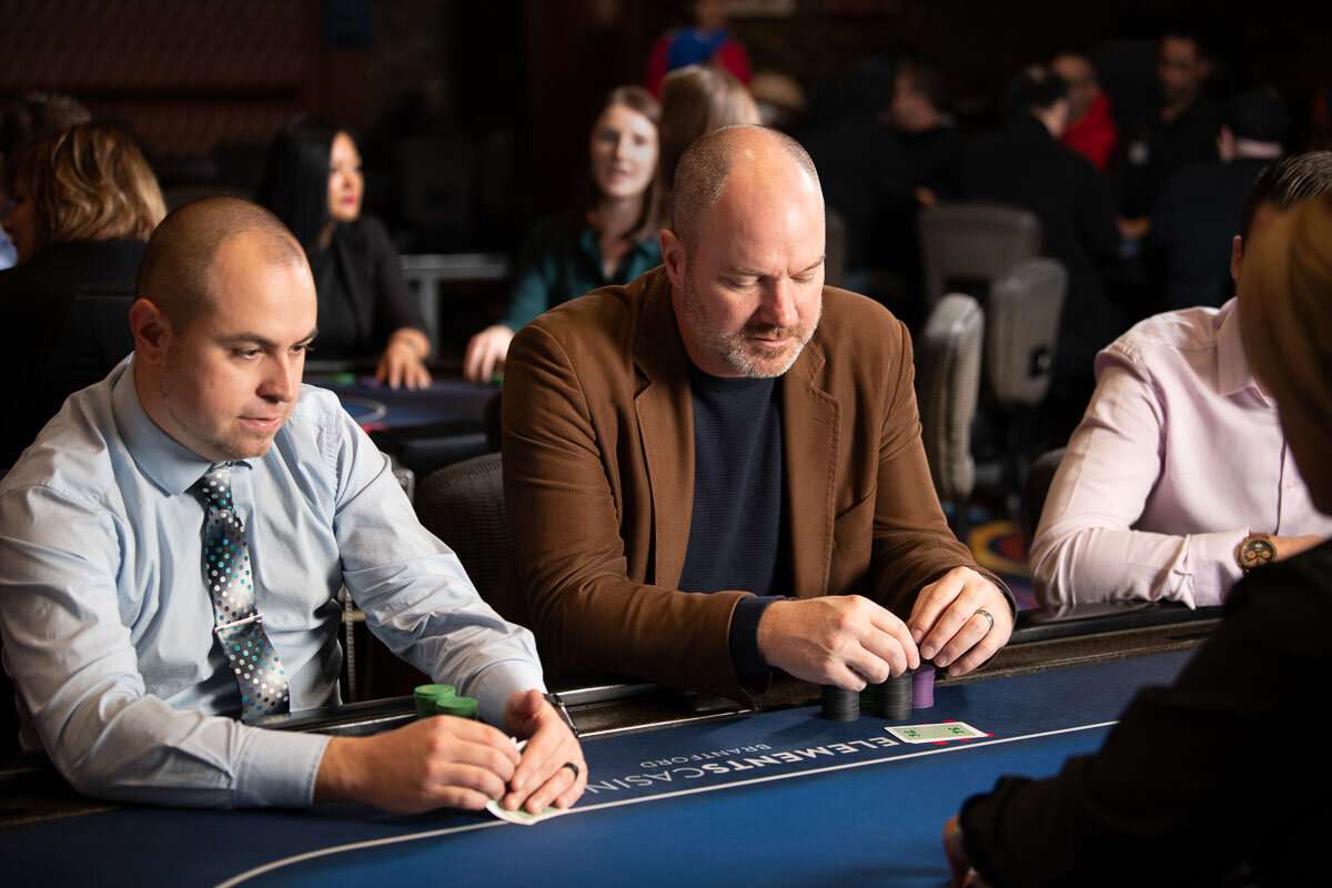 Stressful calculations at the blackjack table ©robert lowdon