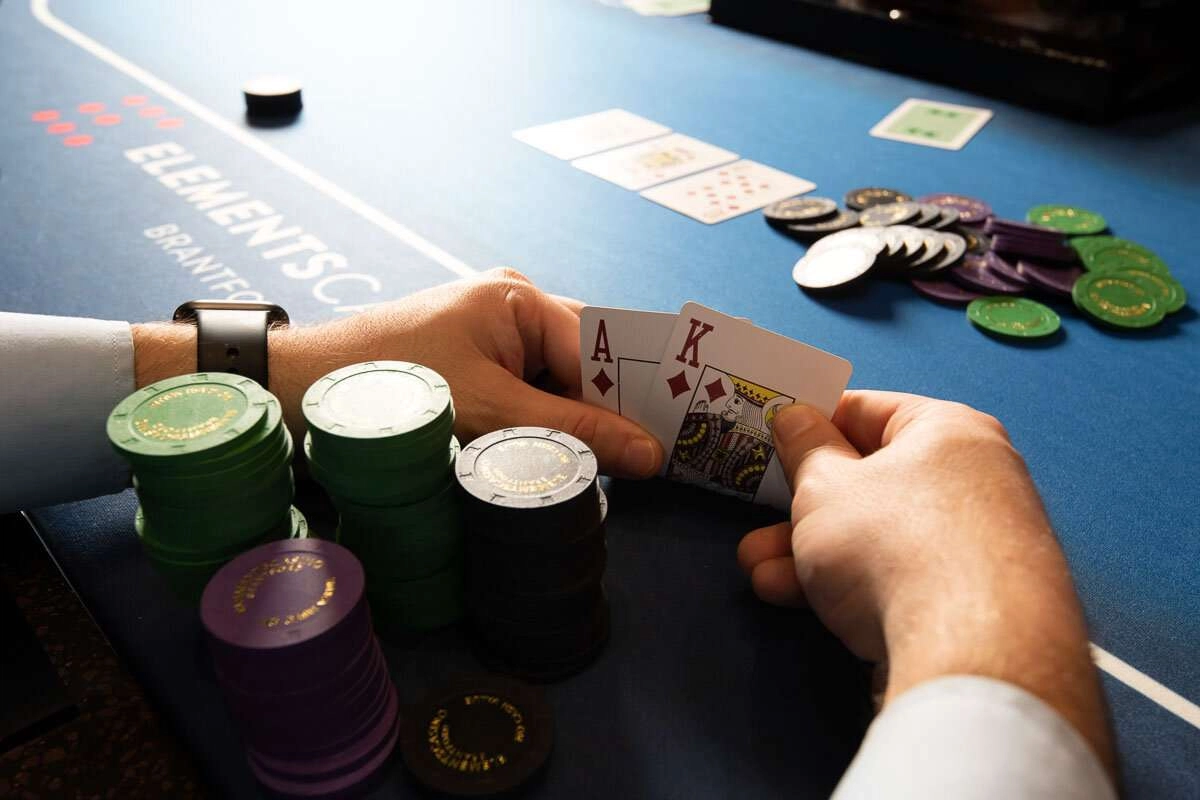 Anticipating a possible win ©robert lowdon