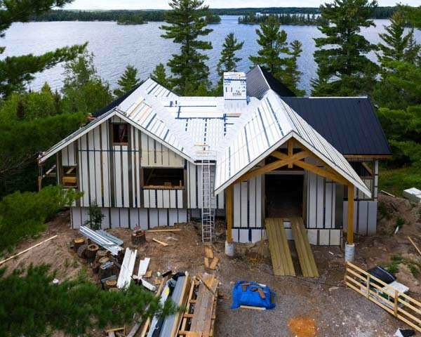 Panels being used in the roof and walls of the cabin ©robert lowdon
