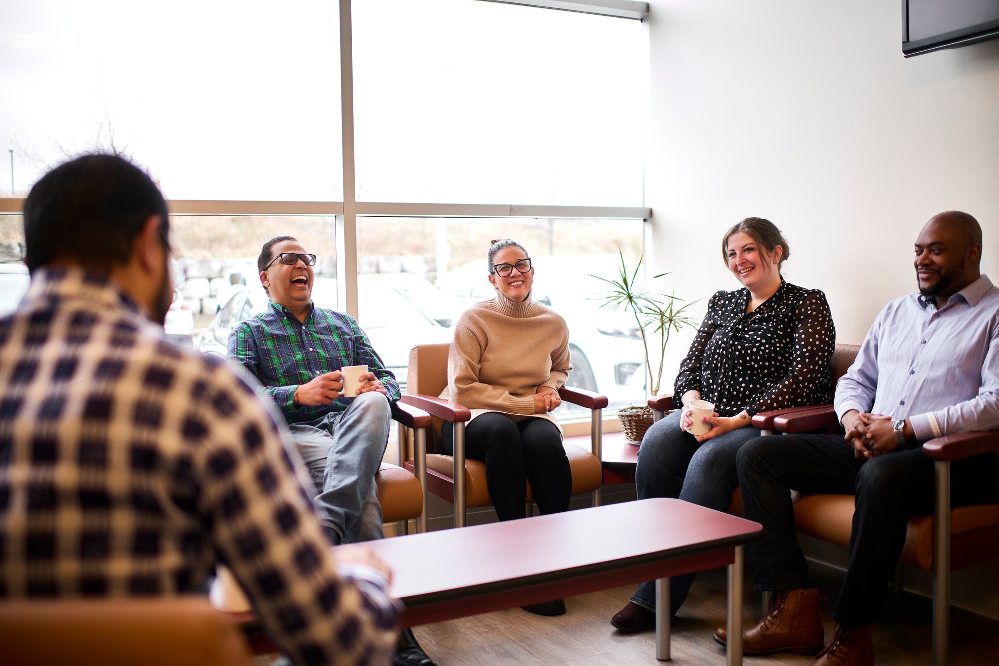 In today’s rapidly evolving marketplace, the concept of brand humanization has emerged as a pivotal strategy for businesses seeking to forge stronger connections with their target audience. When writing additional articles for our blog on topics such as trust and authenticity, the idea of humanization frequently arose. It felt worthwhile to dig deeper and explore why the concept of brand humanization is so prevalent in business.