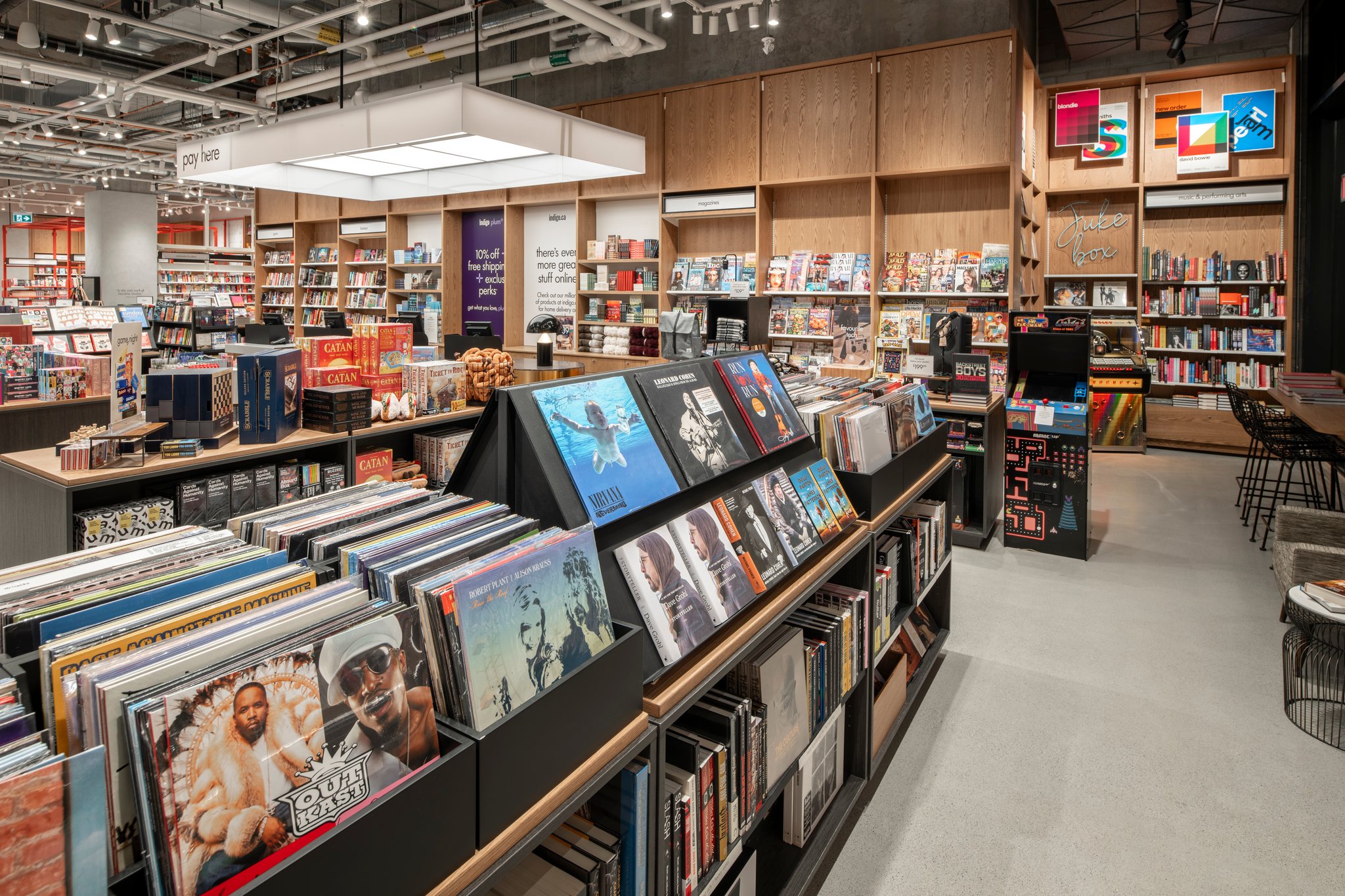 The following is a case study about an architectural photography project we completed for chandos construction, a canadian general contractor and construction project management company. The project took place at the brand new indigo store that opened in the fall of 2023 at the new luxury shopping complex in toronto, the well.