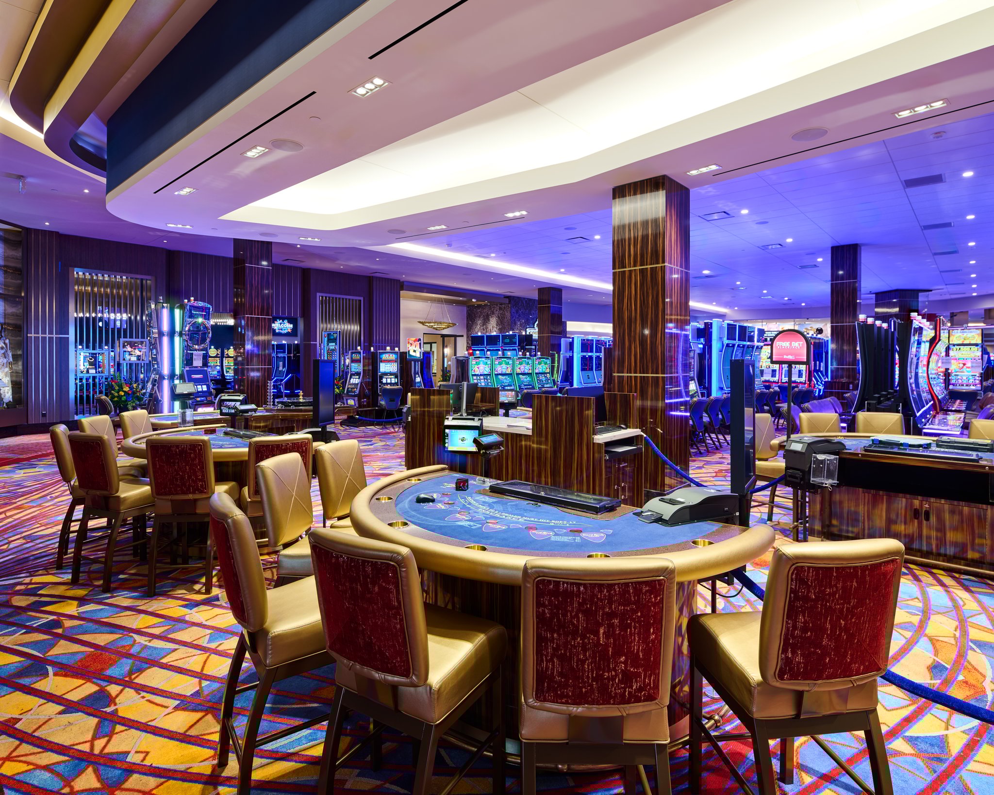 The follow is a case study about a casino photography project we completed for ellisdon of the hard rock hotel & casino in ottawa, ontario. Ellisdon is a leading global construction services company, who we have worked with on a number of architectural projects, including the world exchange plaza, the h coats building, and carleton university - all in ottawa, ontario. Ellisdon, the general contractor for the project of the rebranded hard rock hotel & casino, formally known as the rideau carlton casino, commissioned us to take architectural images of the finished project prior to their grand opening to the public.