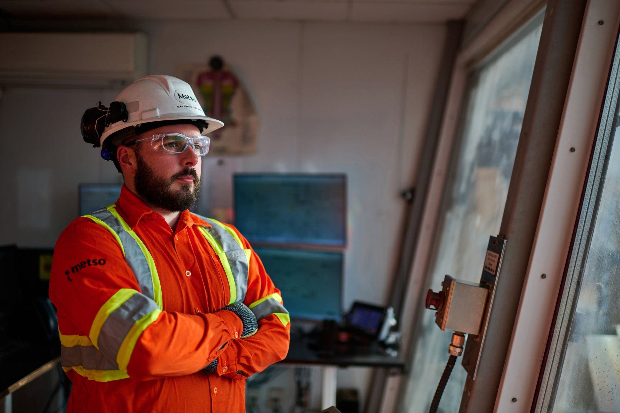 Images have a significant impact on your visitors and how they perceive your brand. Deciding which image to use is often more complex than just picking the one you find the most attractive. In this blog, we discuss the importance of images for websites and marketing efforts, the impact of images of brand perception, and hear from fellow industry professionals about their criteria for choosing the right website images.