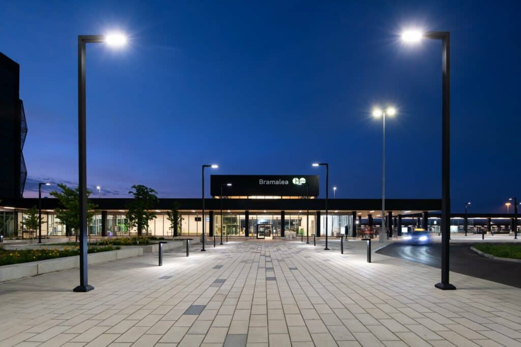 We are a professional architectural photography business in the greater toronto area. Our photographers specialize in interior and exterior shots of residential, commercial, and industrial buildings. Contact us today!