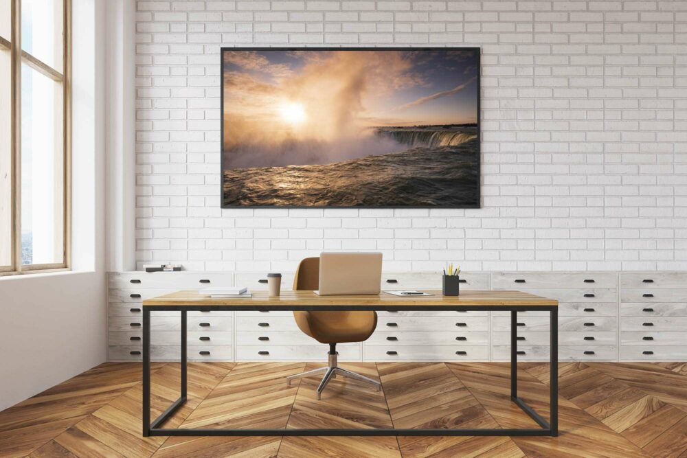 Niagara-falls-sunrise-over-desk. Jpg