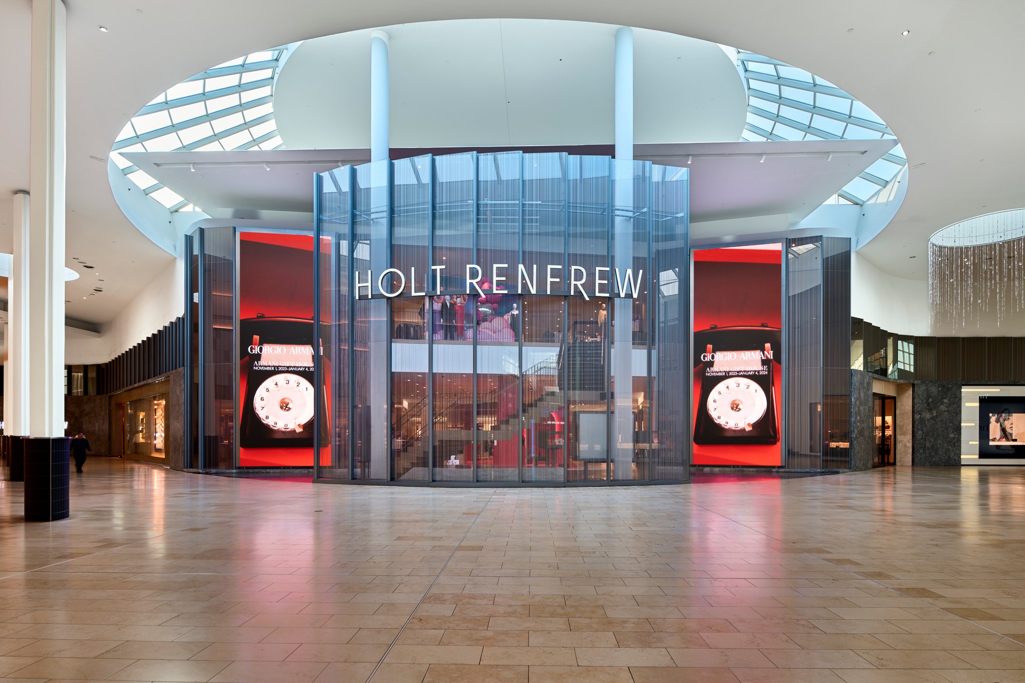 Images have a significant impact on your visitors and how they perceive your brand. Deciding which image to use is often more complex than just picking the one you find the most attractive. In this blog, we discuss the importance of images for websites and marketing efforts, the impact of images of brand perception, and hear from fellow industry professionals about their criteria for choosing the right website images.