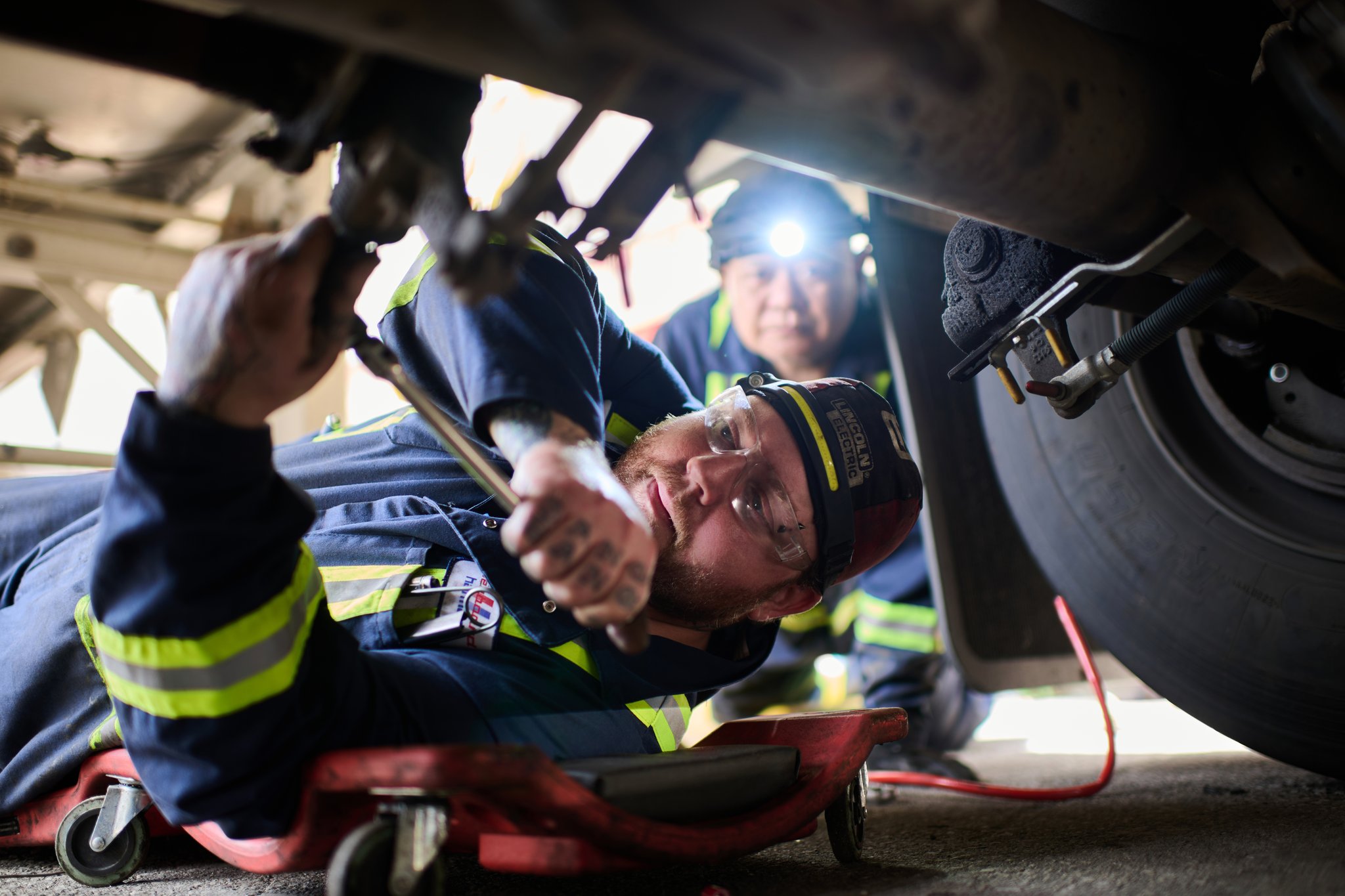 In today’s rapidly evolving marketplace, the concept of brand humanization has emerged as a pivotal strategy for businesses seeking to forge stronger connections with their target audience. When writing additional articles for our blog on topics such as trust and authenticity, the idea of humanization frequently arose. It felt worthwhile to dig deeper and explore why the concept of brand humanization is so prevalent in business.