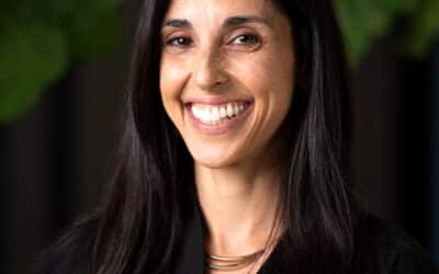 10 Headshot Tips To Make You Look Great