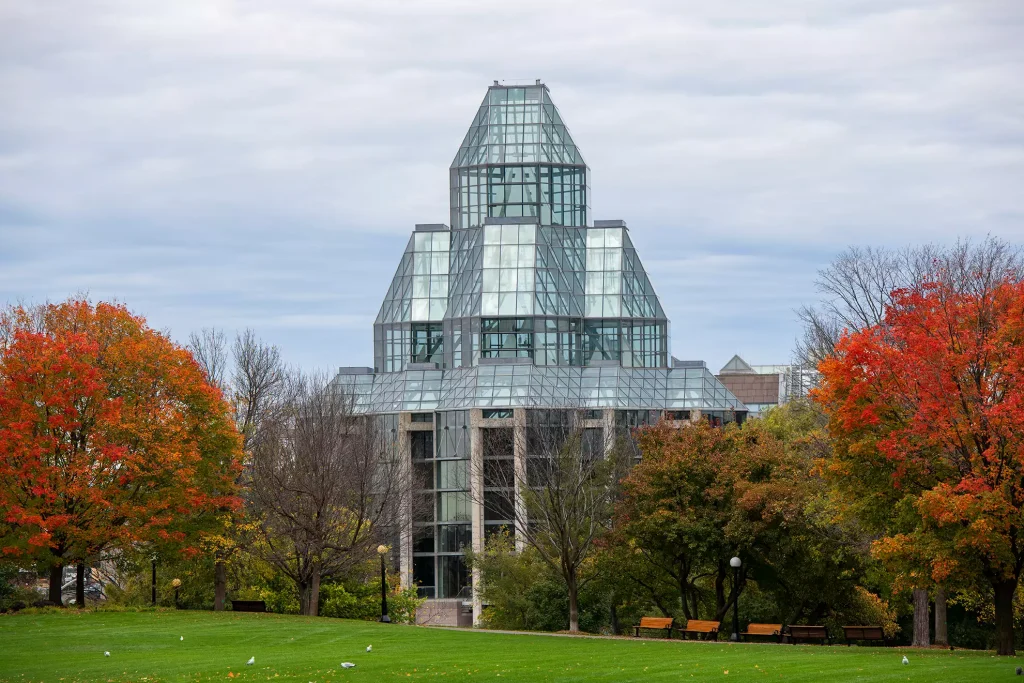 Ottawa architecture - the national gallery of canada in ottawa